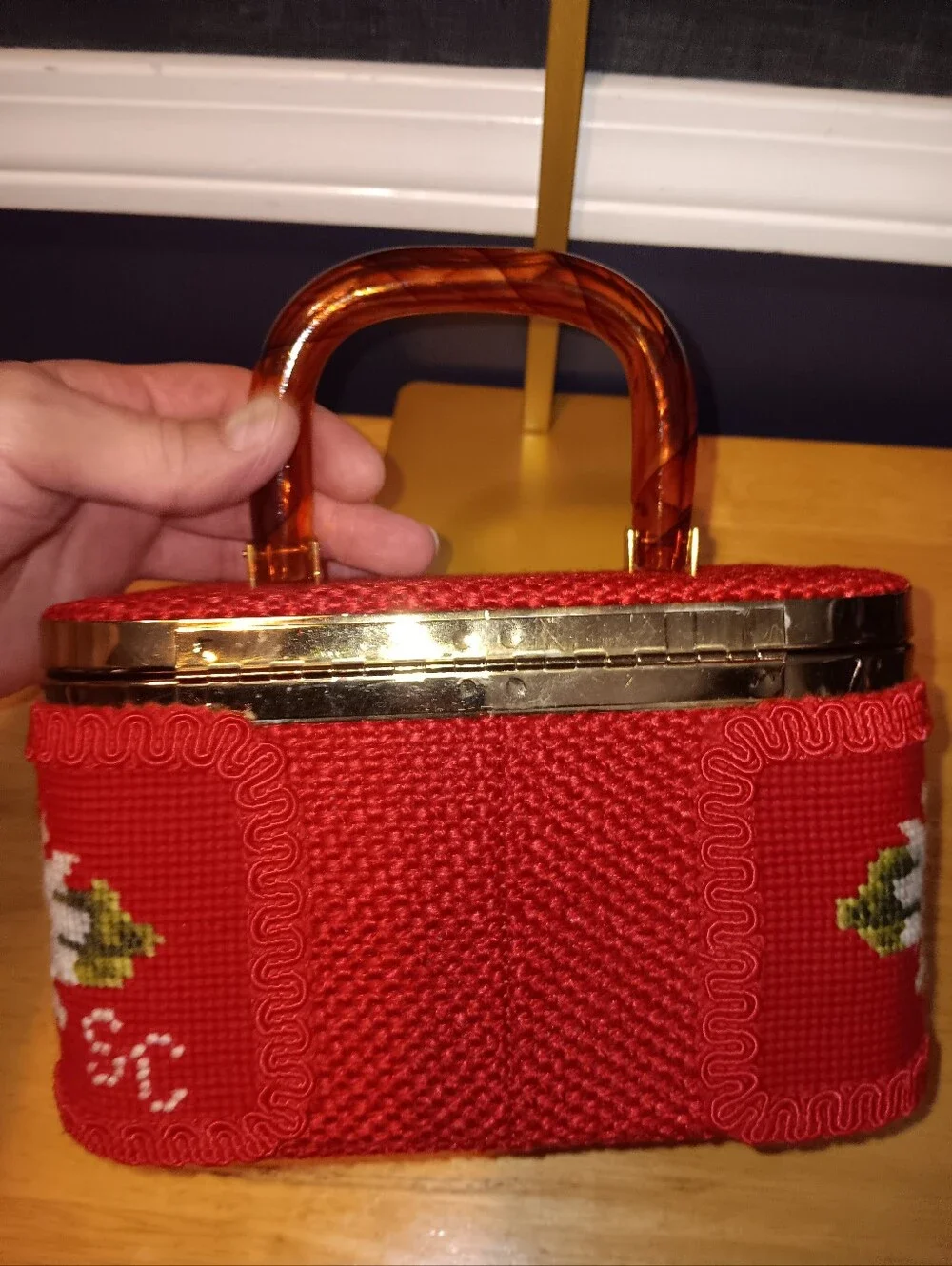 JR Rare Vintage Sandy Crews Lucite Handle Floral Bag